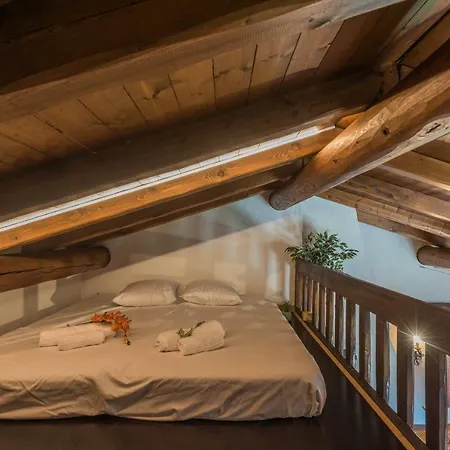 Le Husky Chalet